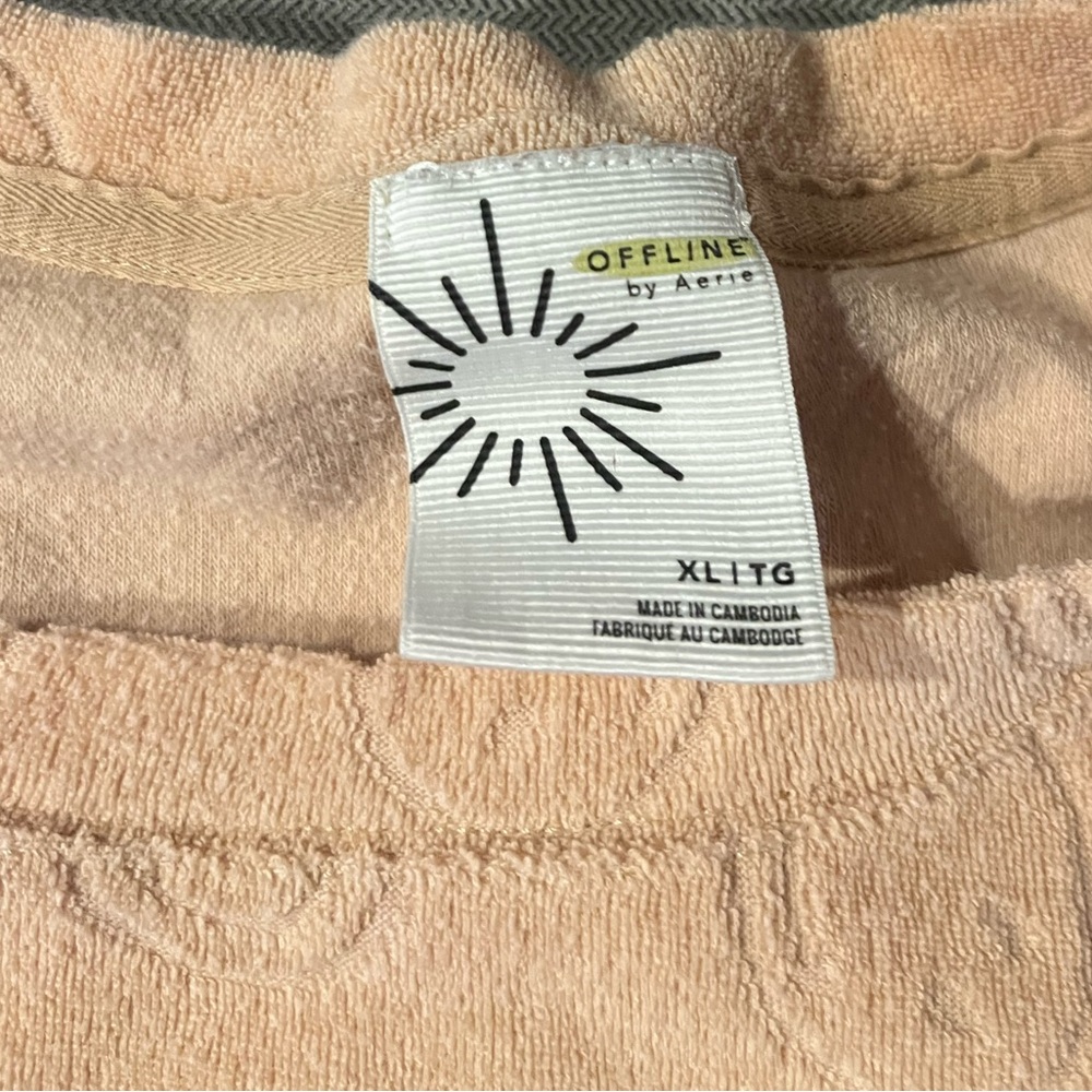 Offline by Aerie Peach Embossed Women's Crop Smiley Face Top! Size/XL - Picture 5 of 7
